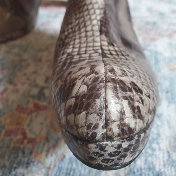 Stuart Weitzman Snakeskin Print Leather Boot - Picture 6 of 6